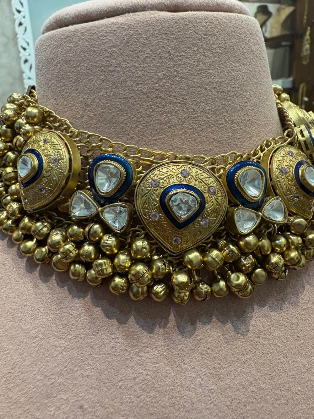 Aadhriti Fusion Necklace Set - Image 4