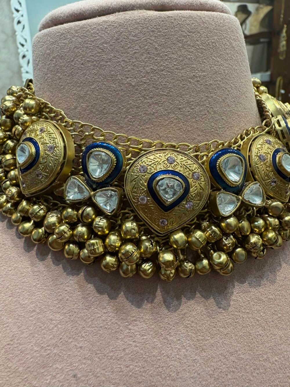 Aadhriti Fusion Necklace Set - Image 4