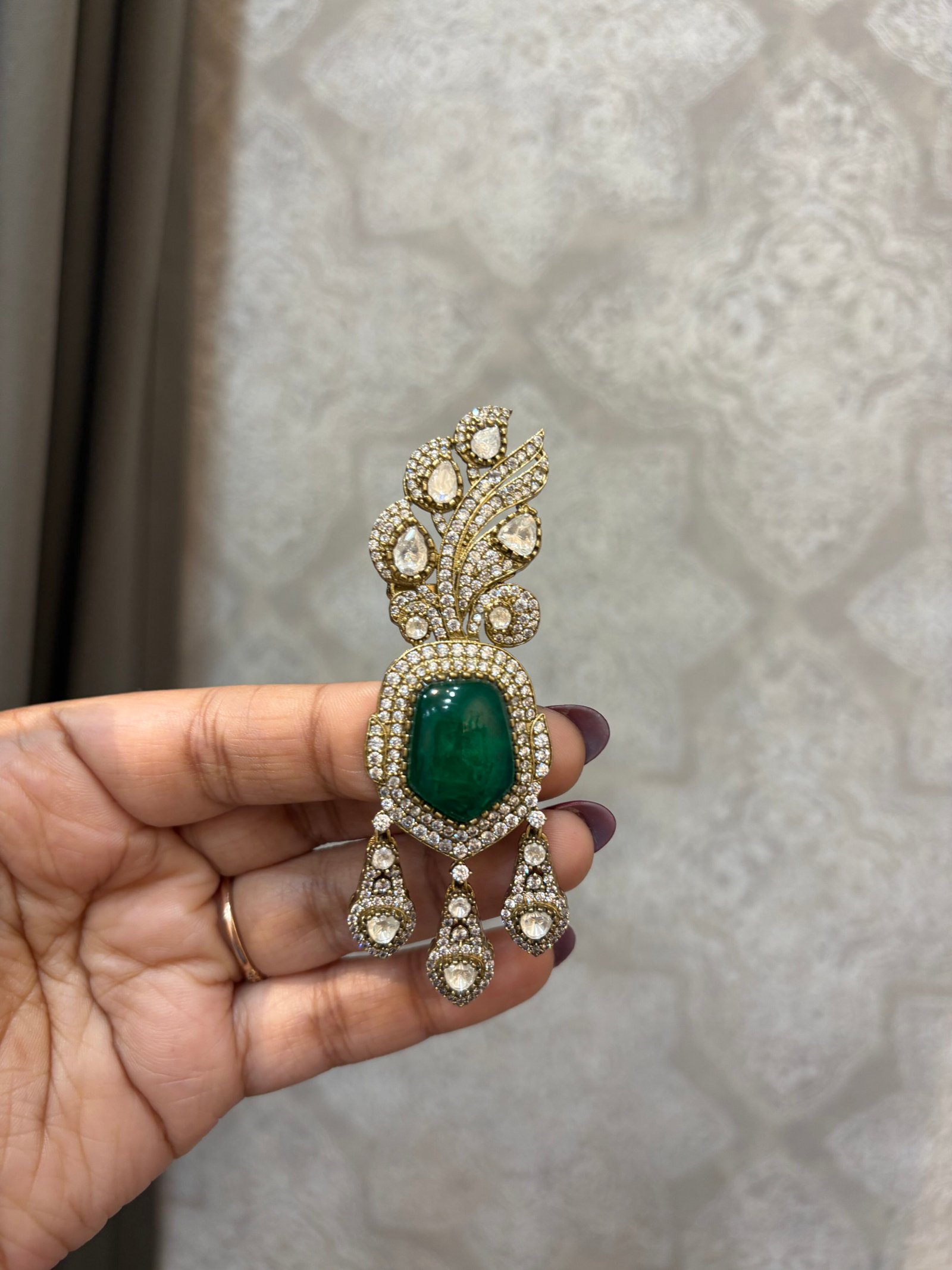 Shaurya Polki Kalgi (Emerald)
