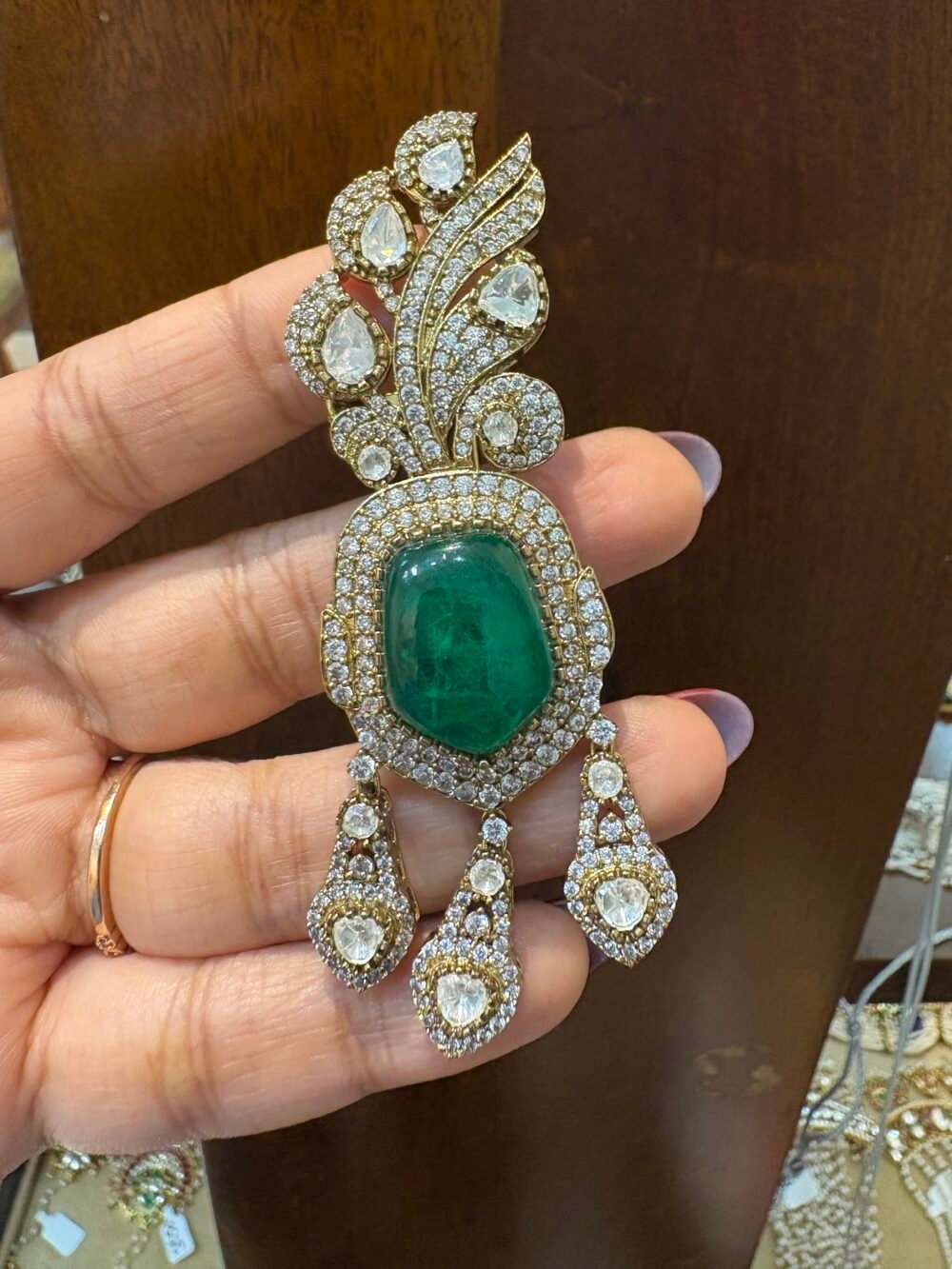 Shaurya Polki Kalgi (Emerald) - Image 2