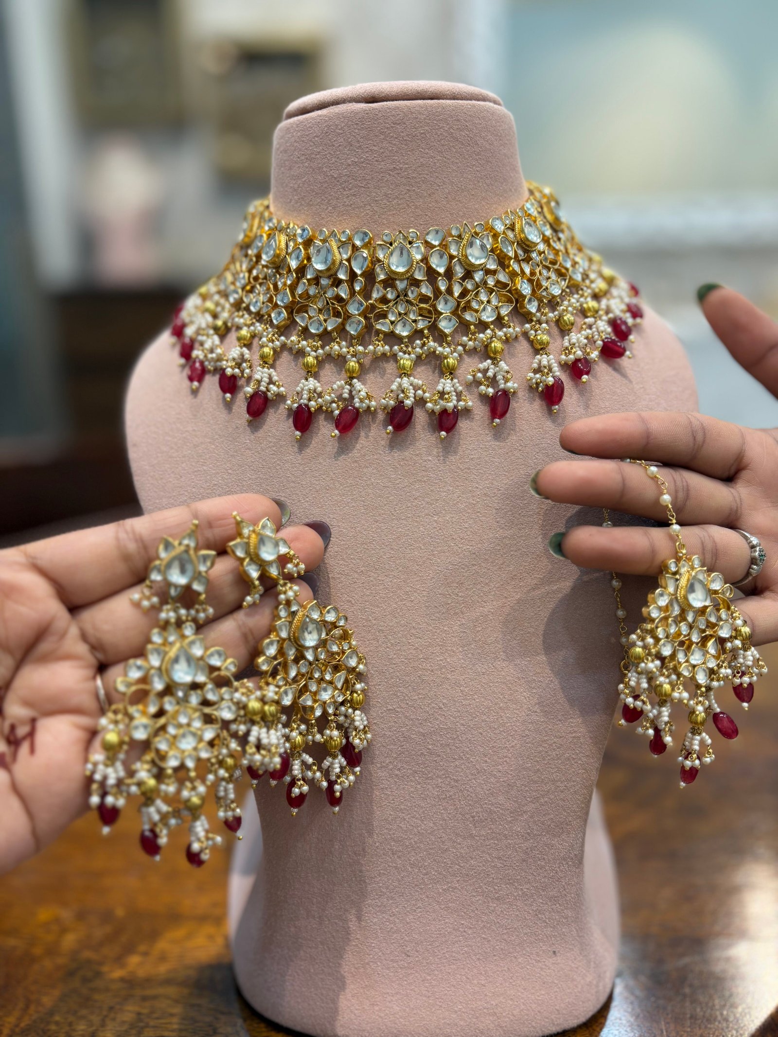 Rahina Bridal Kundan Necklace Set