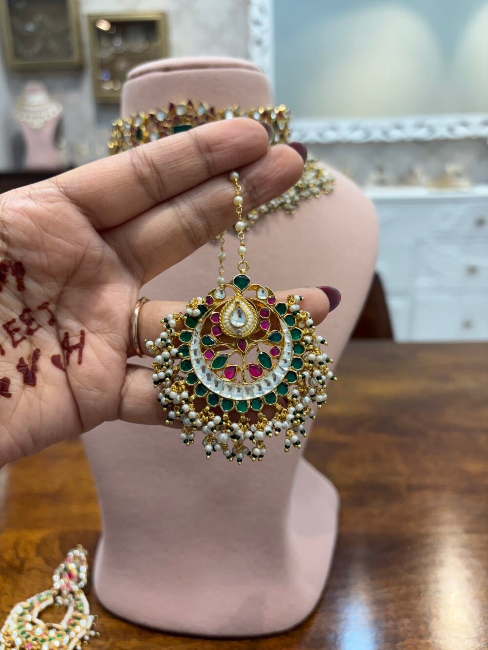 Naaz Bridal Kundan Choker Set - Image 9