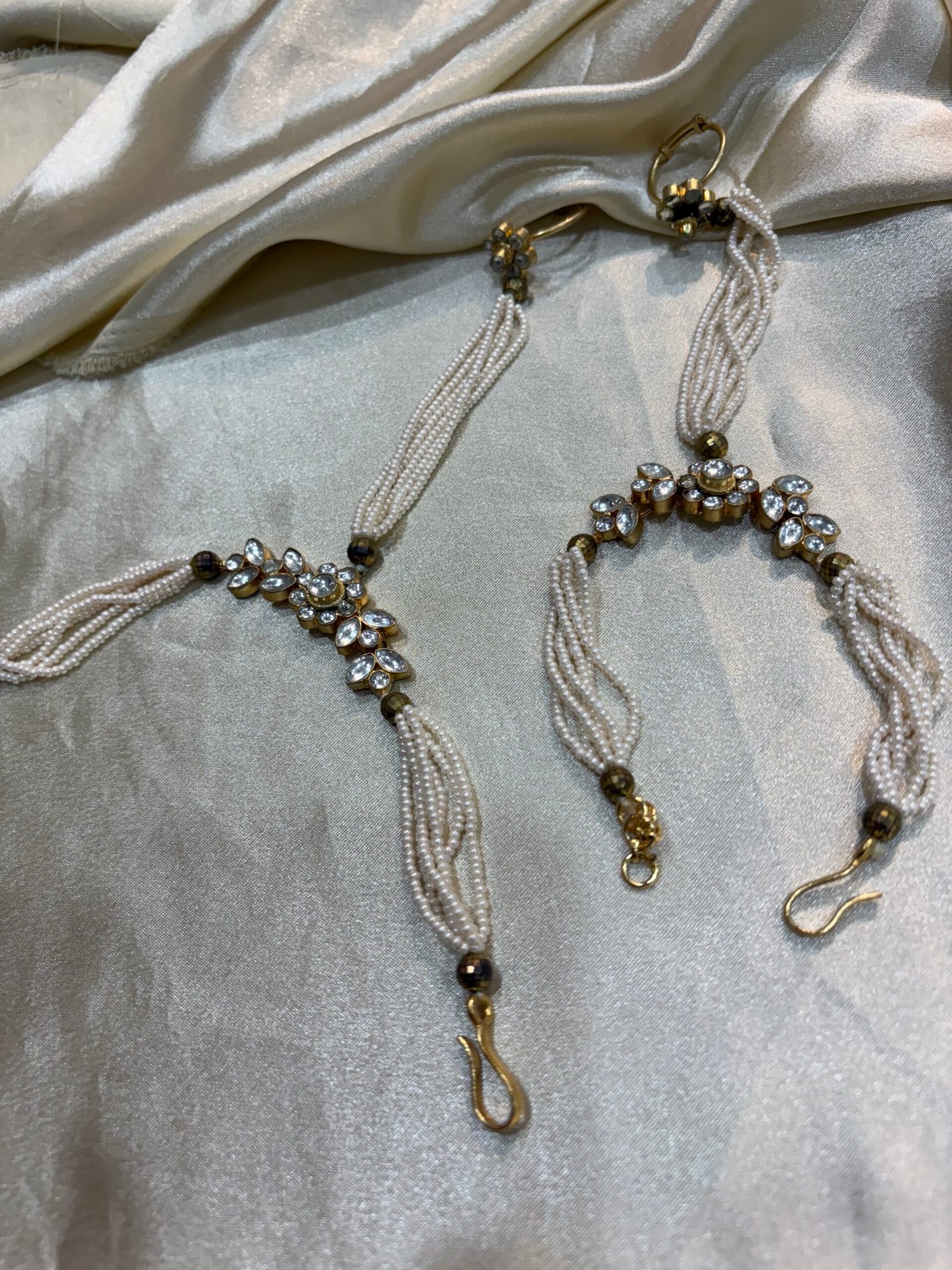 Baamini Kundan Hathphool