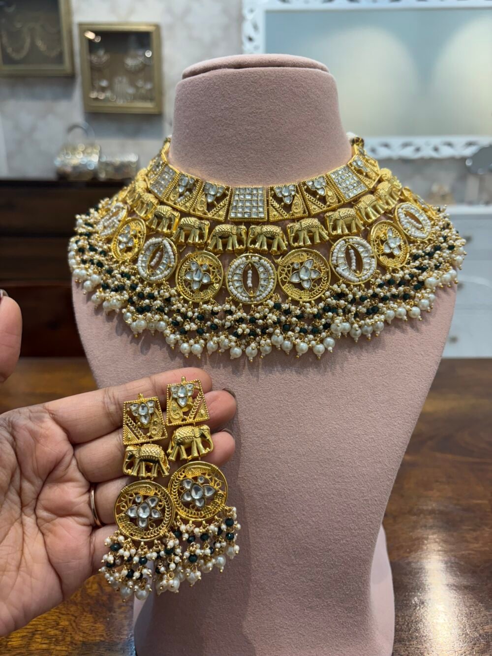 Ibha Bridal Kundan Necklace Set