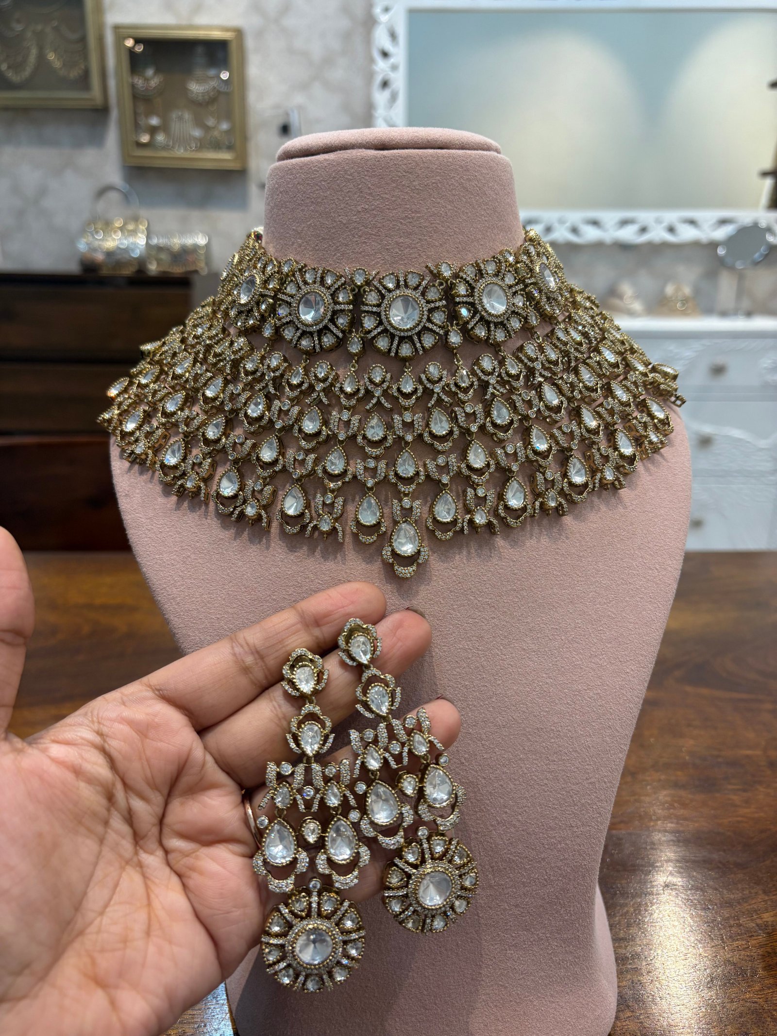 Ilina Polki Bridal Choker Set