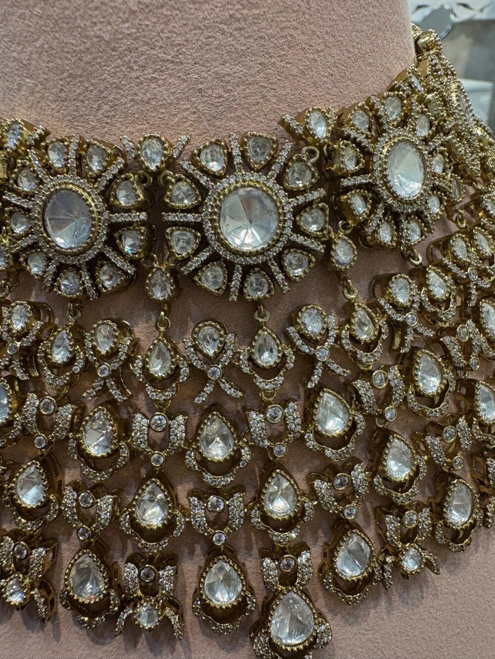 Ilina Polki Bridal Choker Set - Image 7