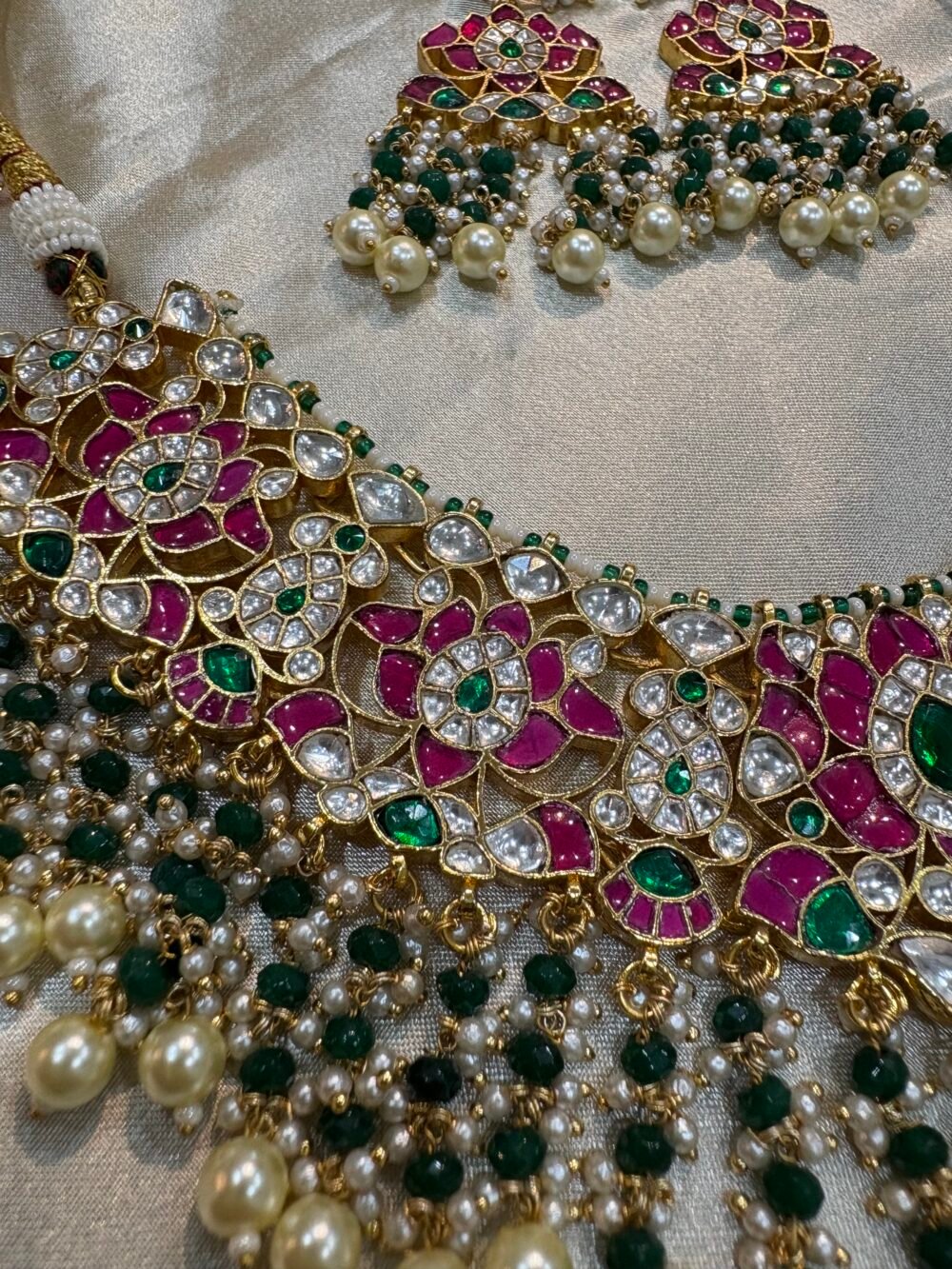 Devika Kundan Necklace set - Image 3