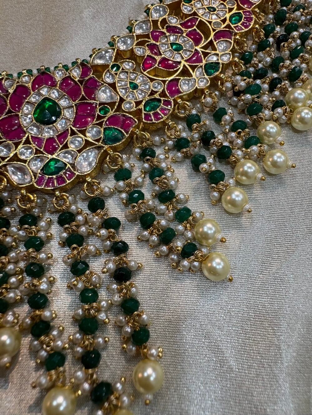 Devika Kundan Necklace set - Image 5