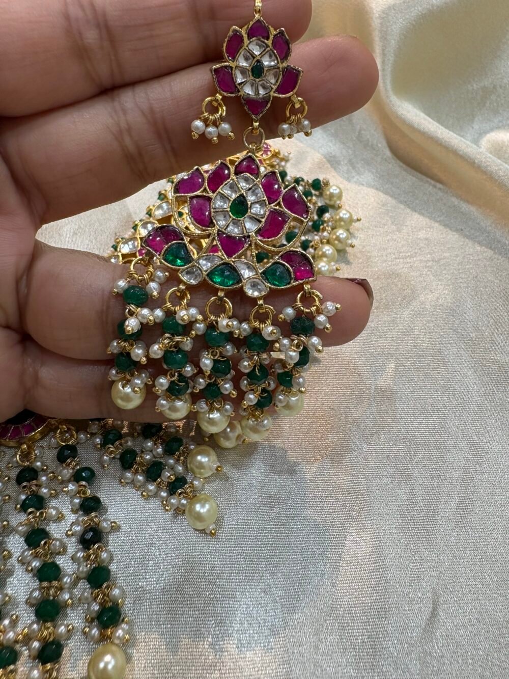 Devika Kundan Necklace set - Image 7