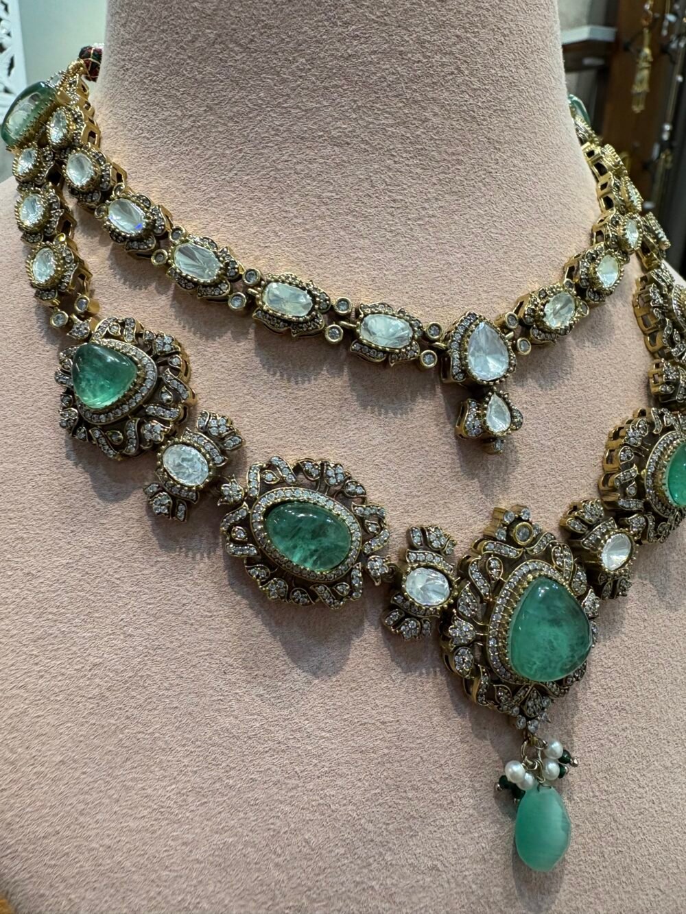 Aarishi Layered Necklace set - Image 7