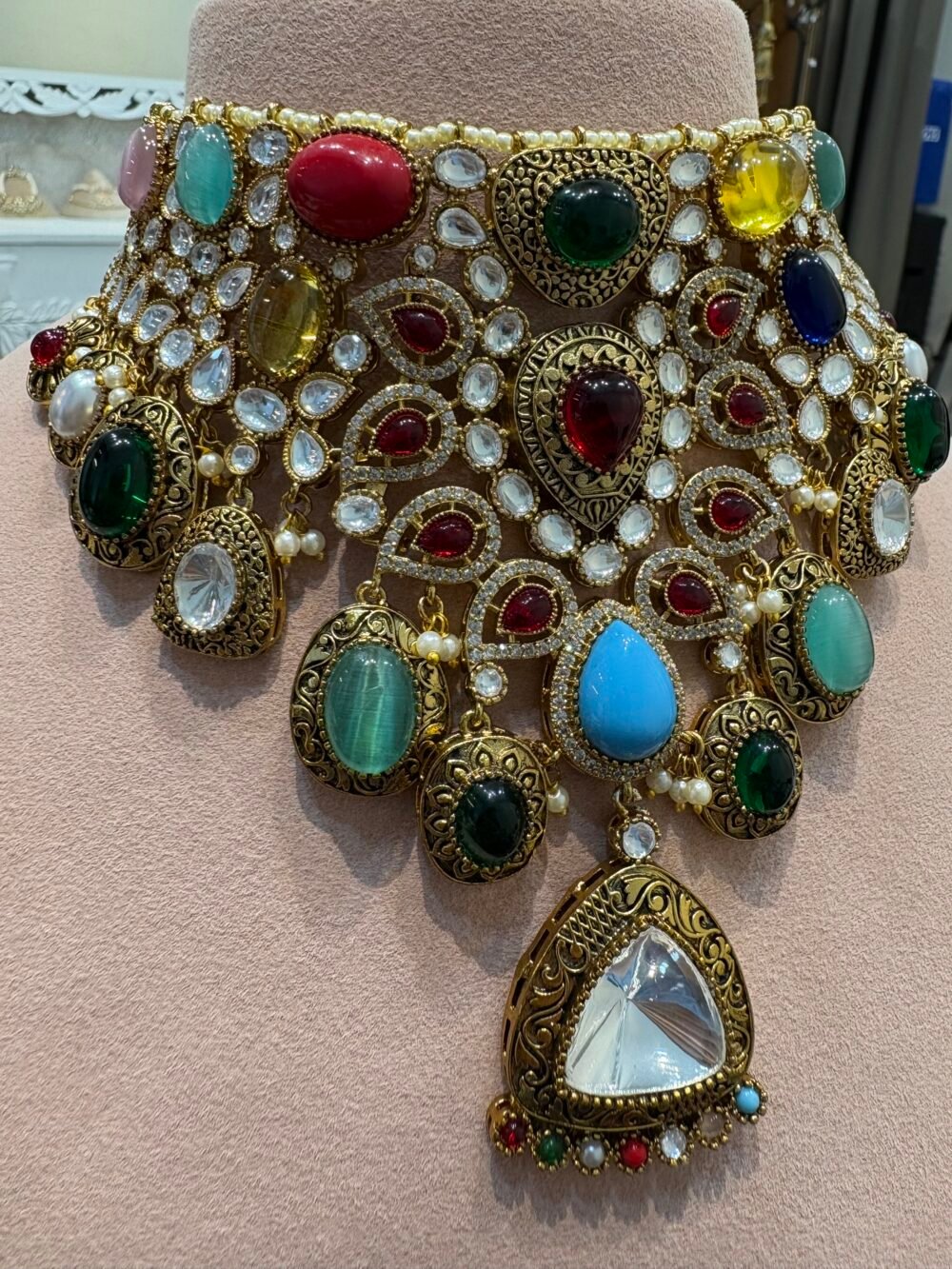 Srinidhi Polki Bridal Choker Set - Image 3