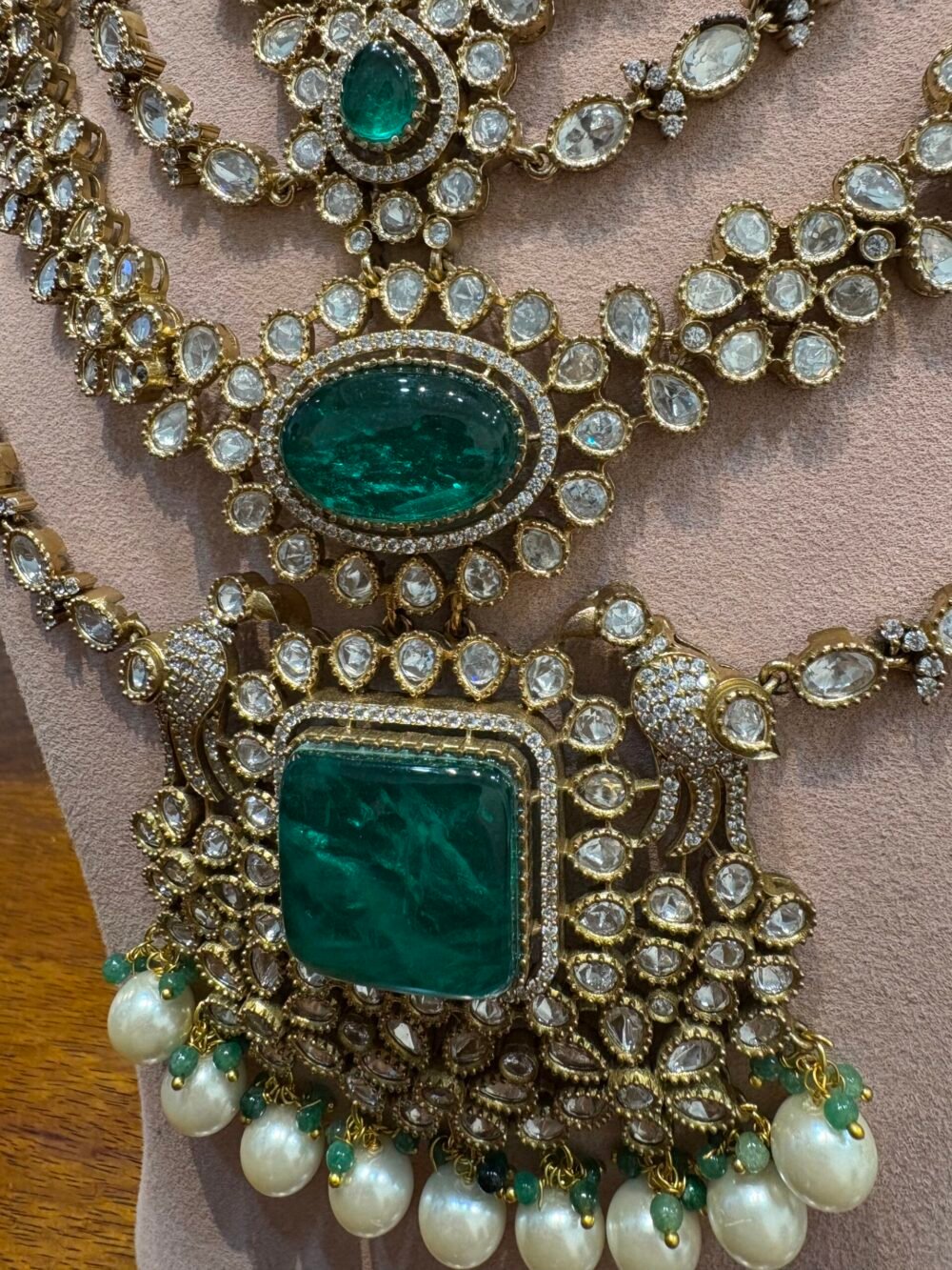 Ajeeta Emerald layered Necklace set - Image 4