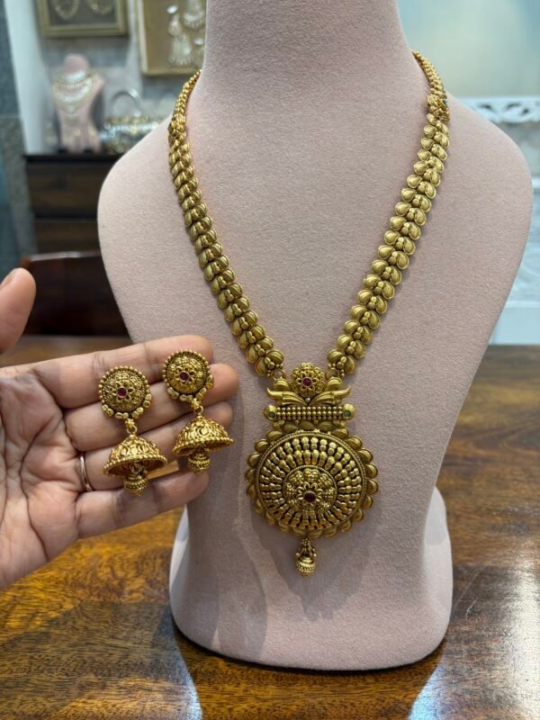 Kalyani Antique Gold Necklace Set