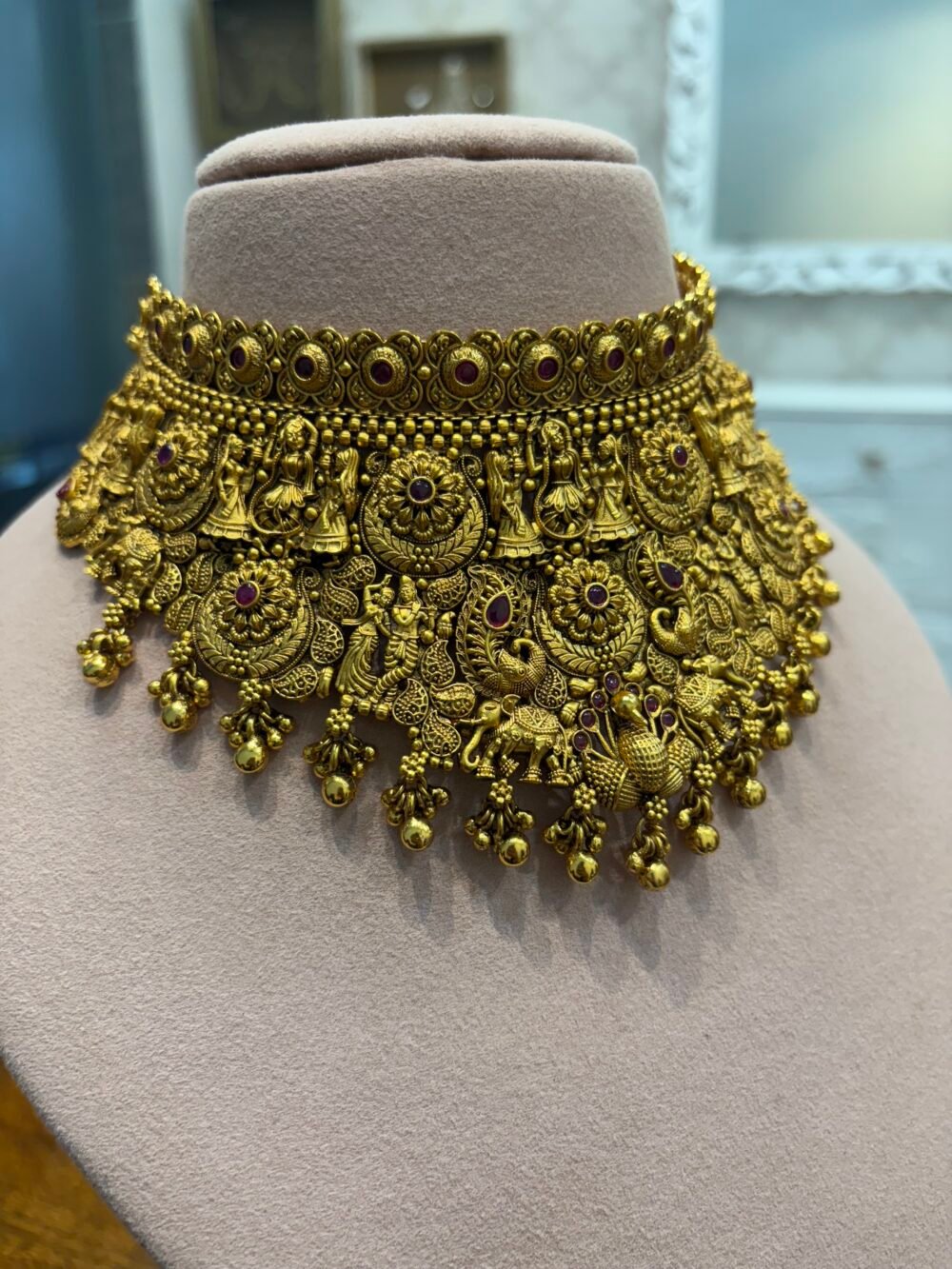 Haripriya Antique Temple Choker Set - Image 2