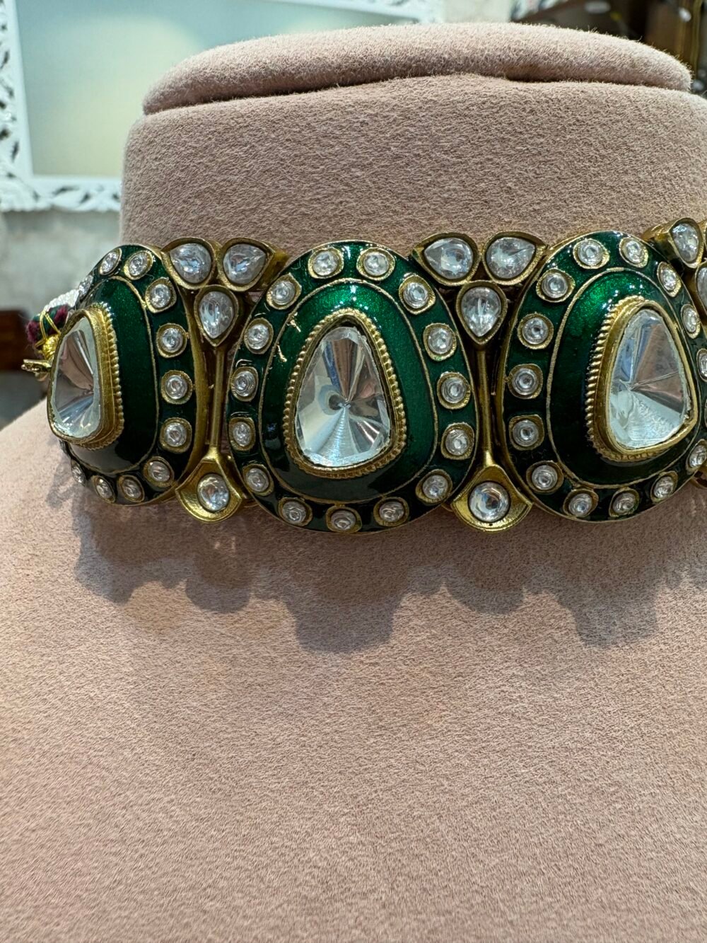 Darshini Polki Choker Set - Image 3