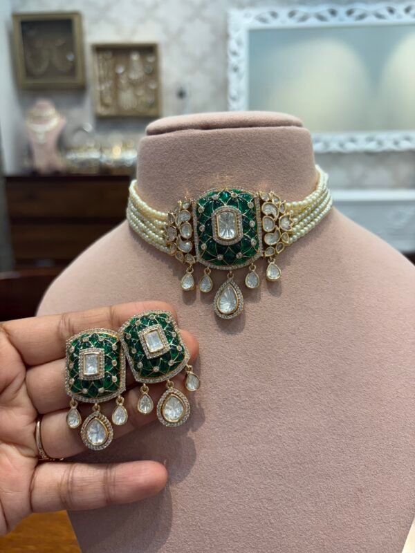 Chahak Polki Choker Set