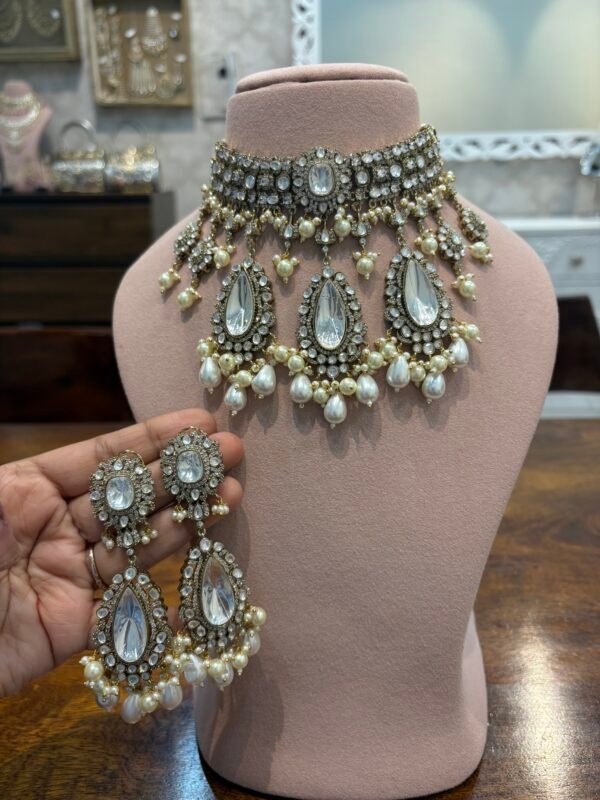 Ameyaa Polki Choker Set