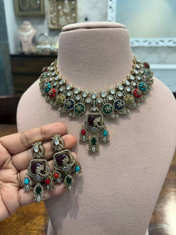 Chitra Polki Necklace Set