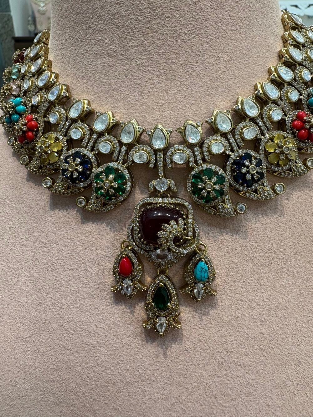 Chitra Polki Necklace Set - Image 3