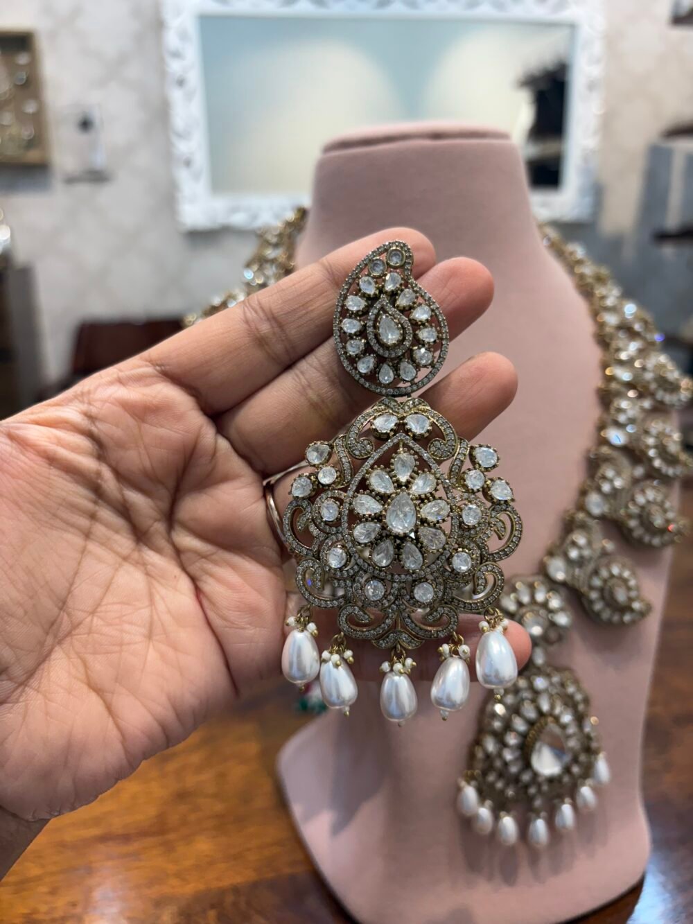 Ardra Polki Bridal Necklace Set - Image 7