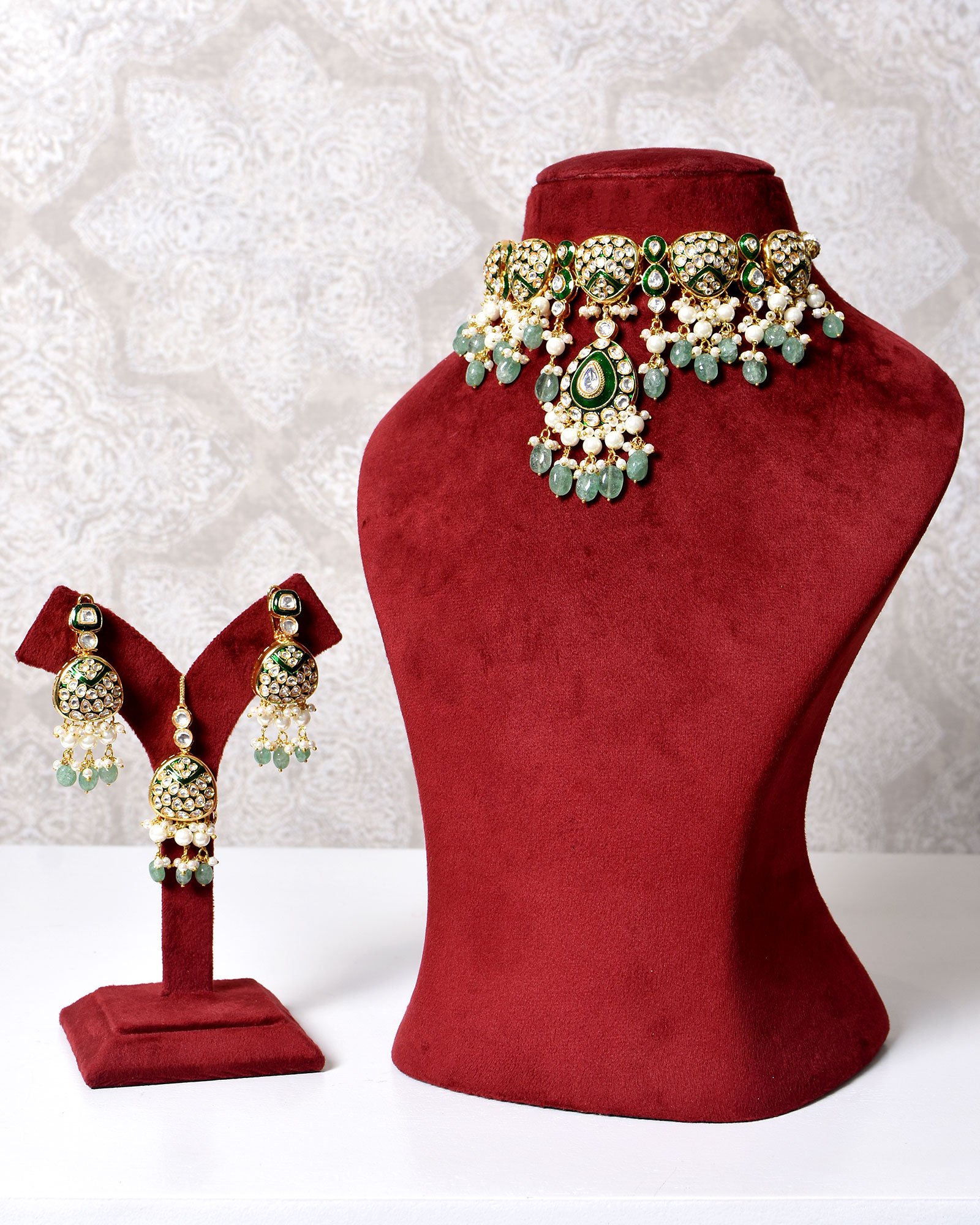 Adwita Polki Choker set