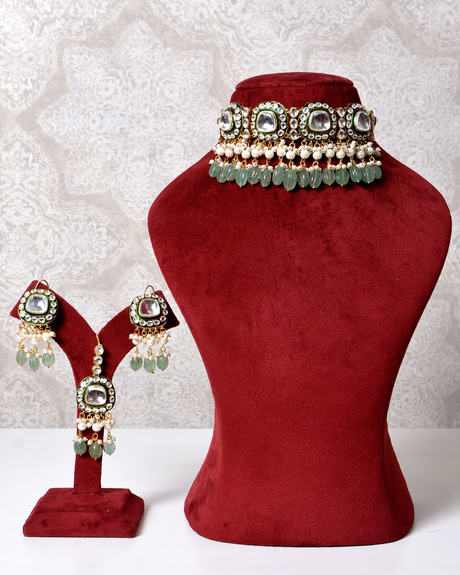 Adwita Polki Choker set