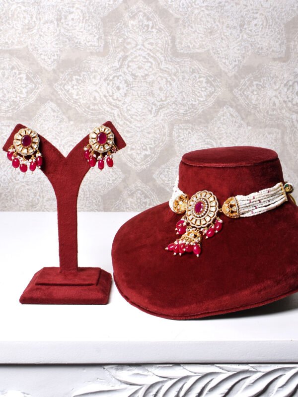 Mahika Polki Choker Set