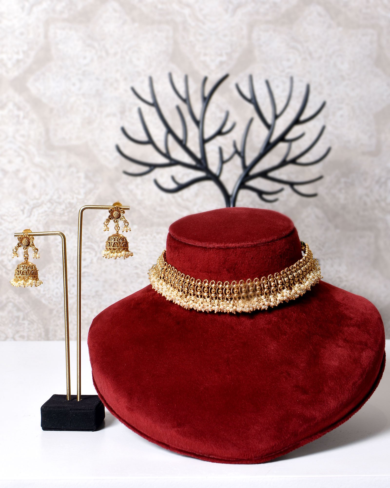 Ishira Antique Gold Necklace Set