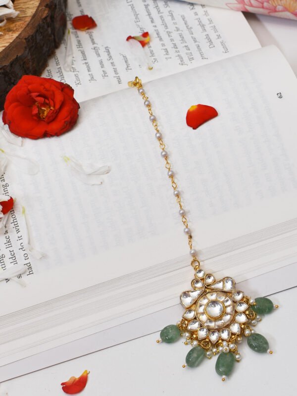 Chandasri Kundan Maangtikka (Mint Green)