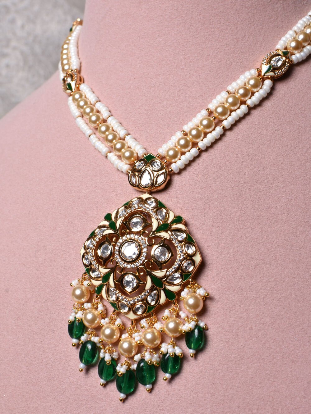 Kalki Pendant Necklace Set - Image 3