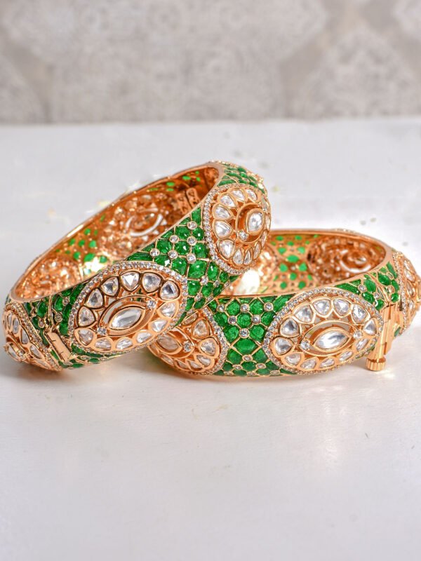 Ihina Polki Bangles (Emerald)