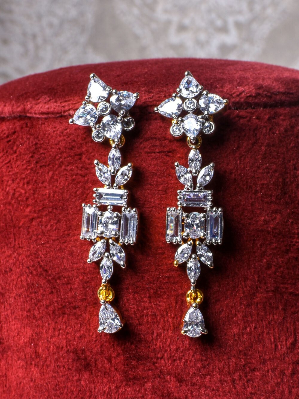 Iniyan Diamond Necklace Set - Image 4