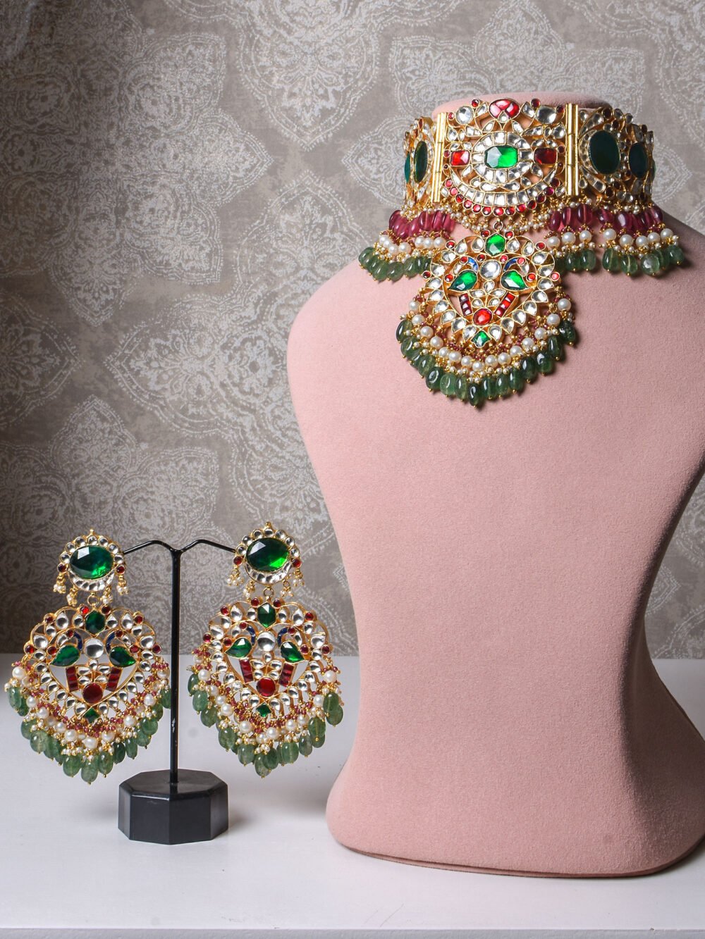 Raahini Kundan Bridal Choker Set