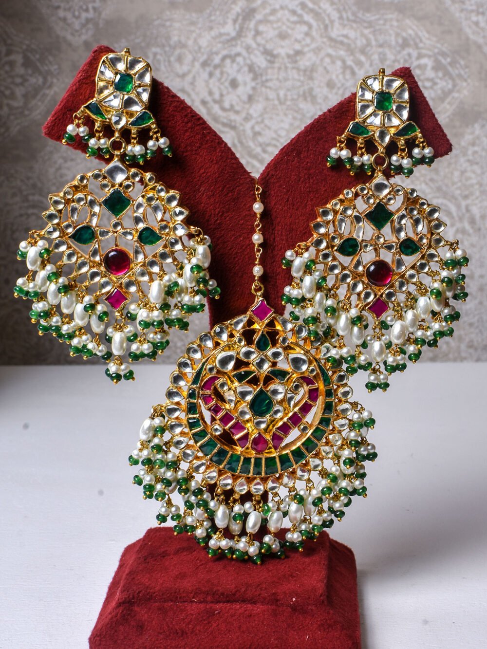 Parthivi Kundan Bridal Set - Image 4