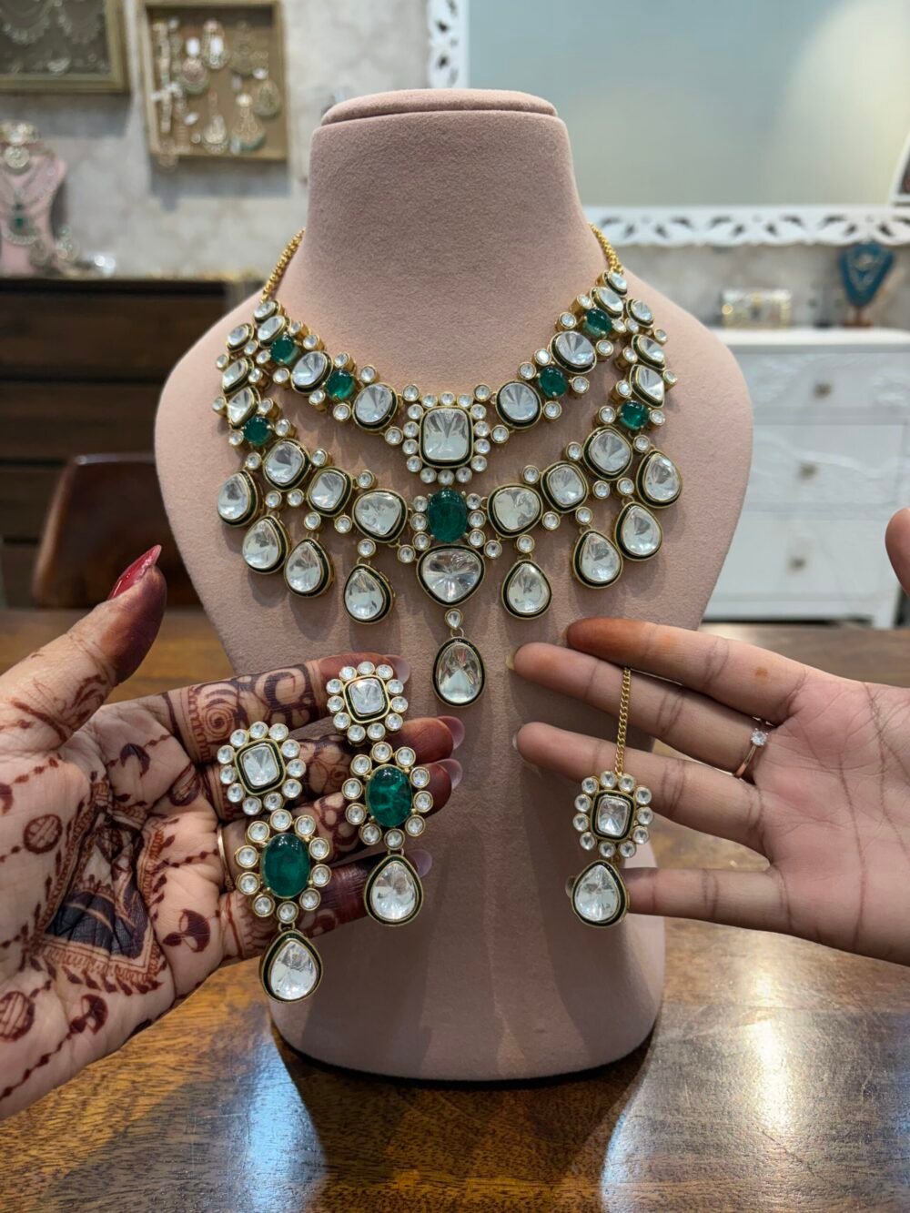 Amulya Polki Bridal Necklace Set - Image 9