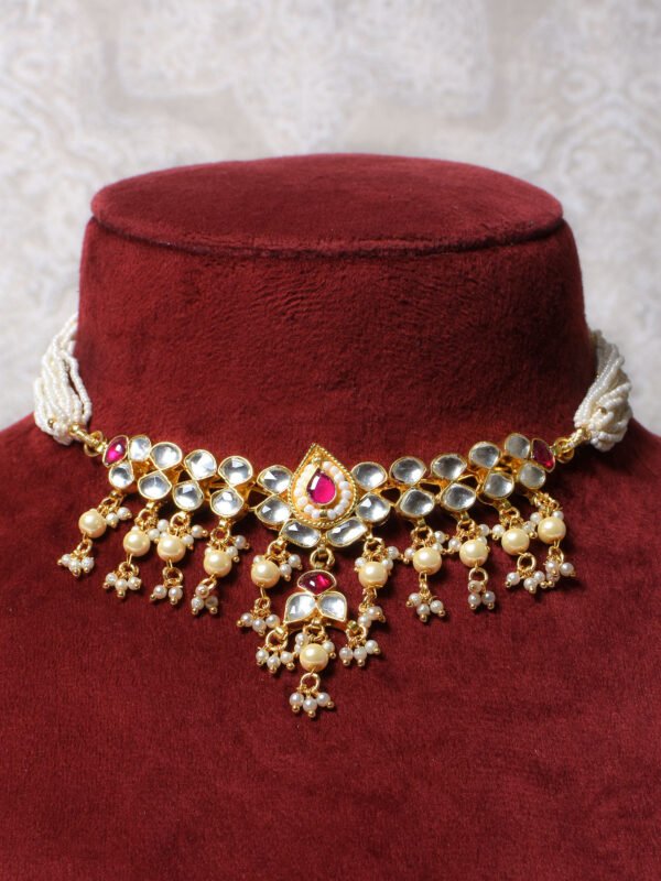 Mahima Kundan Choker Set