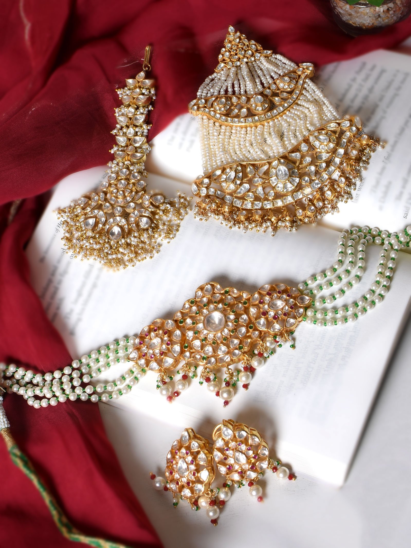 Riwaayat Moissanite Bridal Polki Set (92.5 Silver)