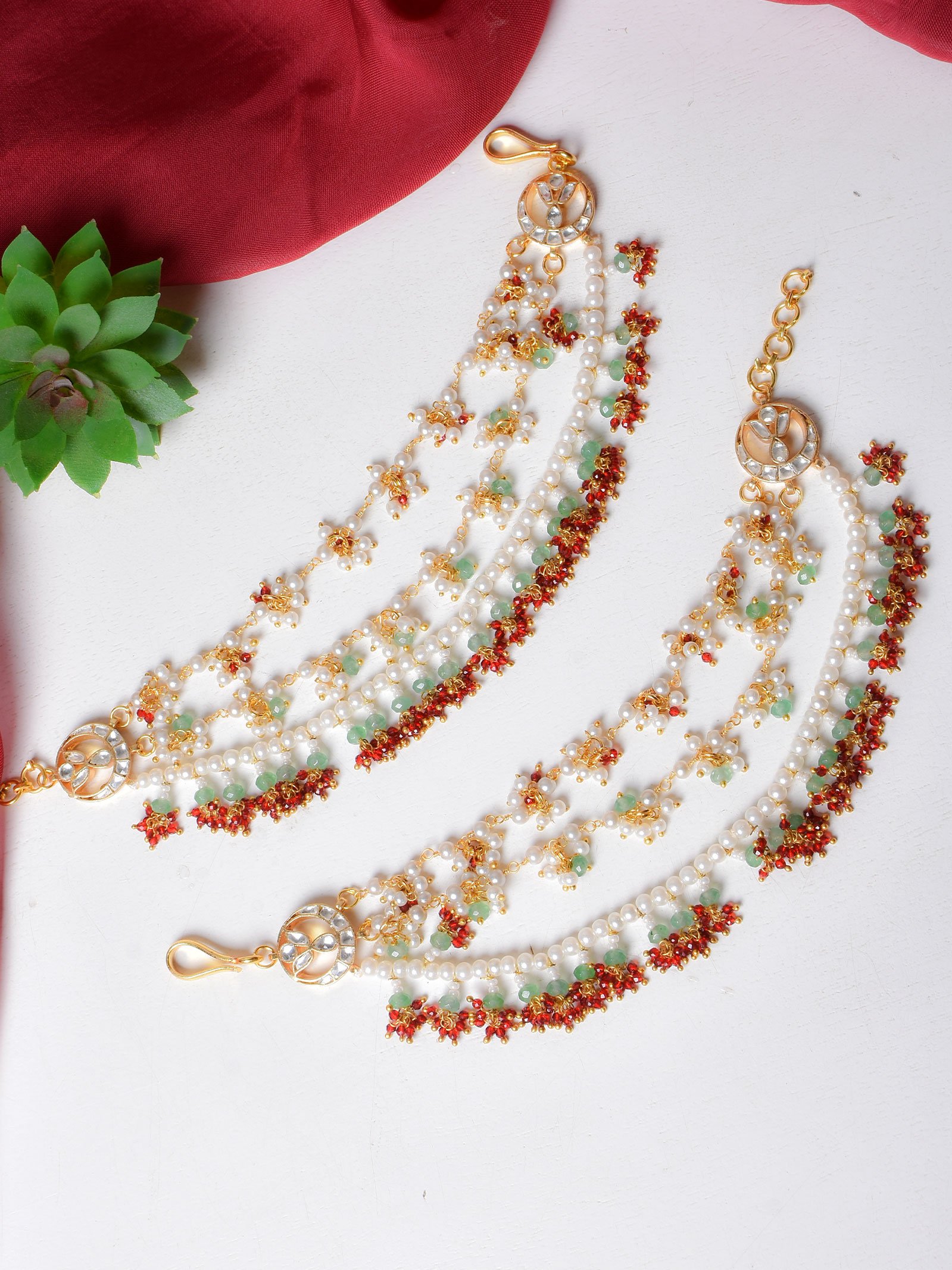 Geet Kundan Hairchain