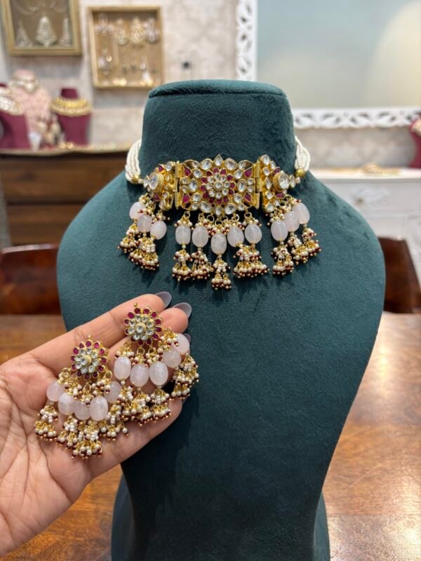 Samanvi Kundan Choker Set