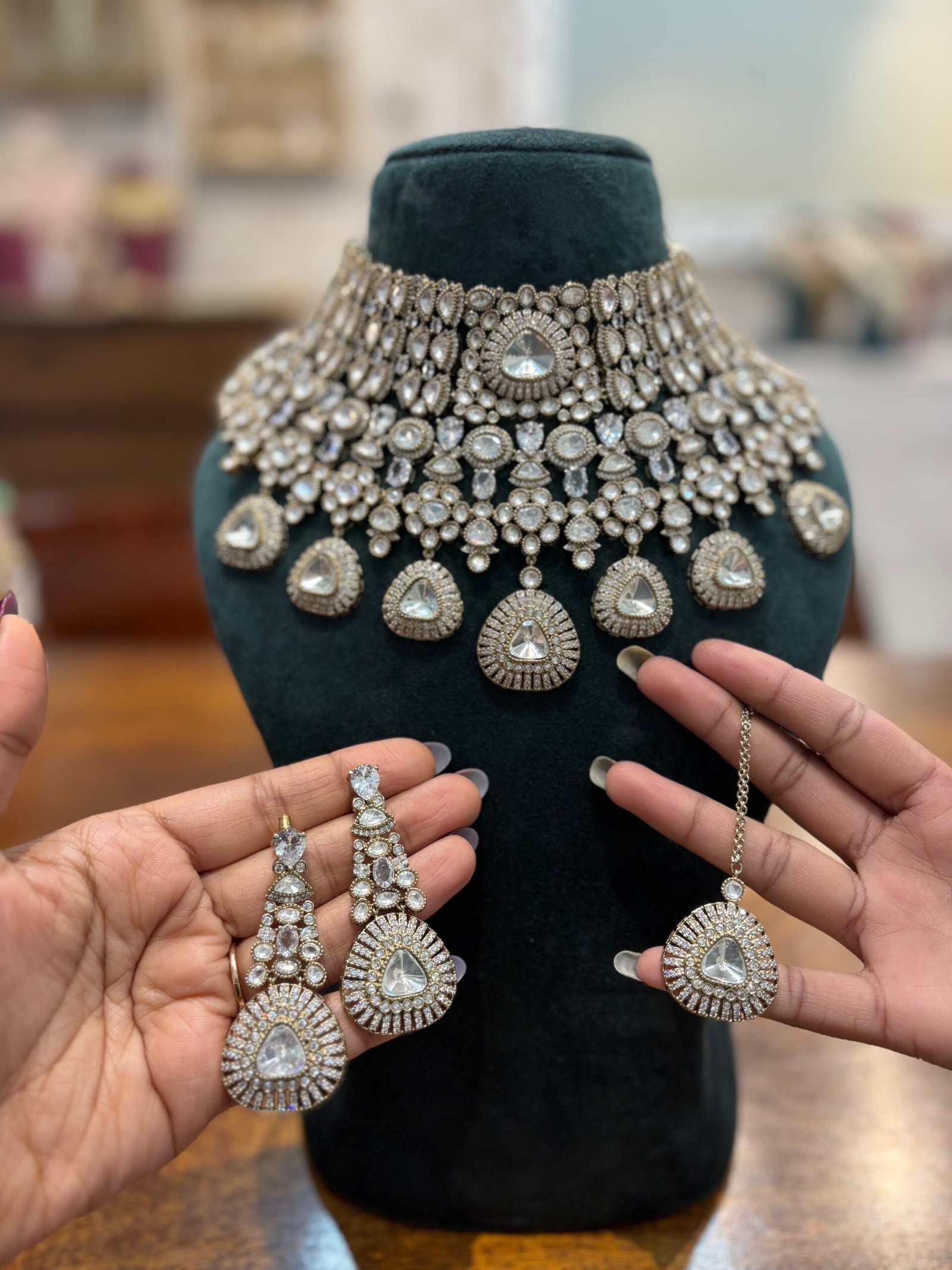 Iyanna Polki Bridal Choker Necklace Set