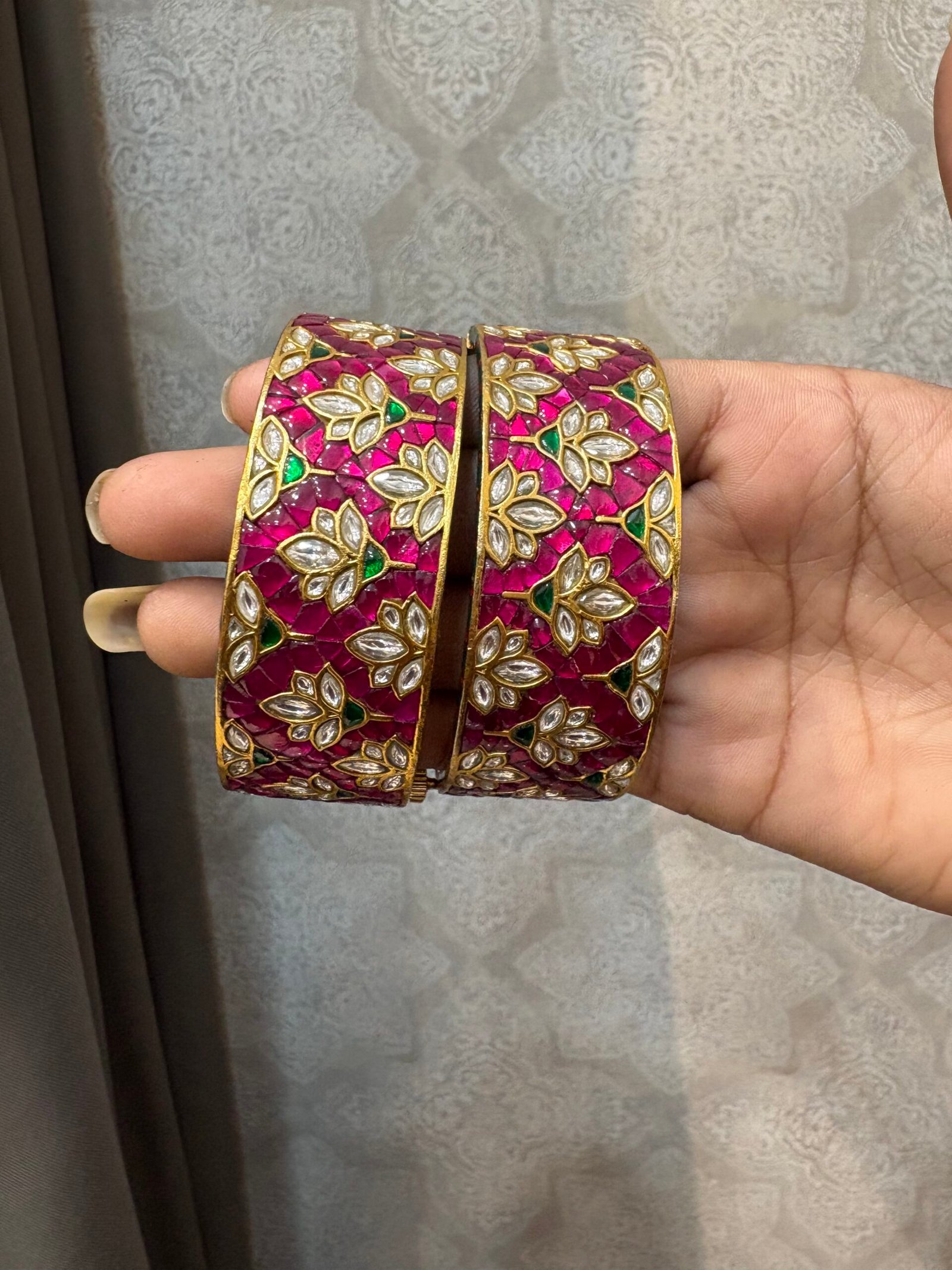 Akula Kundan Jadau Bangles