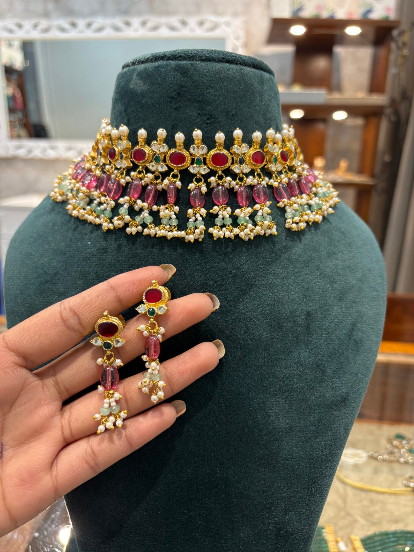 Mona Kundan Necklace Set