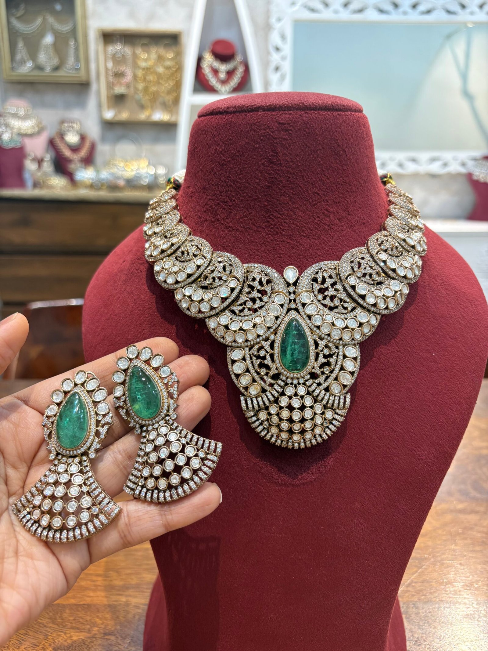 Ashvika Polki Necklace Set