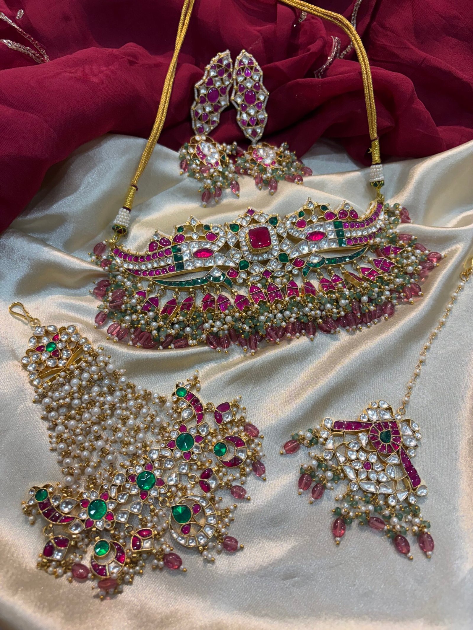 Chaitravi Kundan Minimal Bridal Set