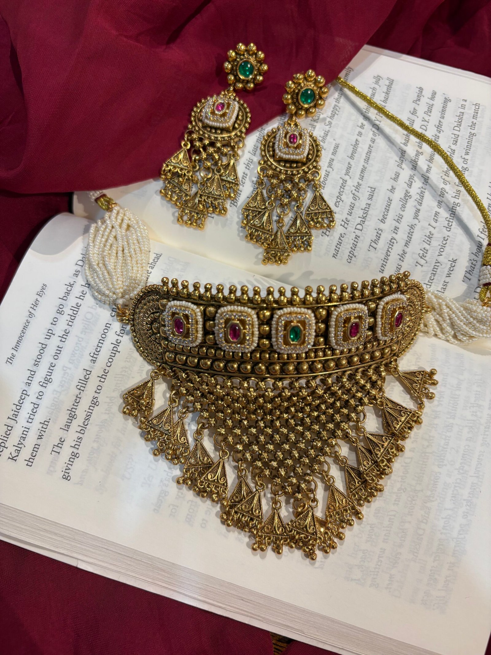 Soni Antique Gold Choker Set
