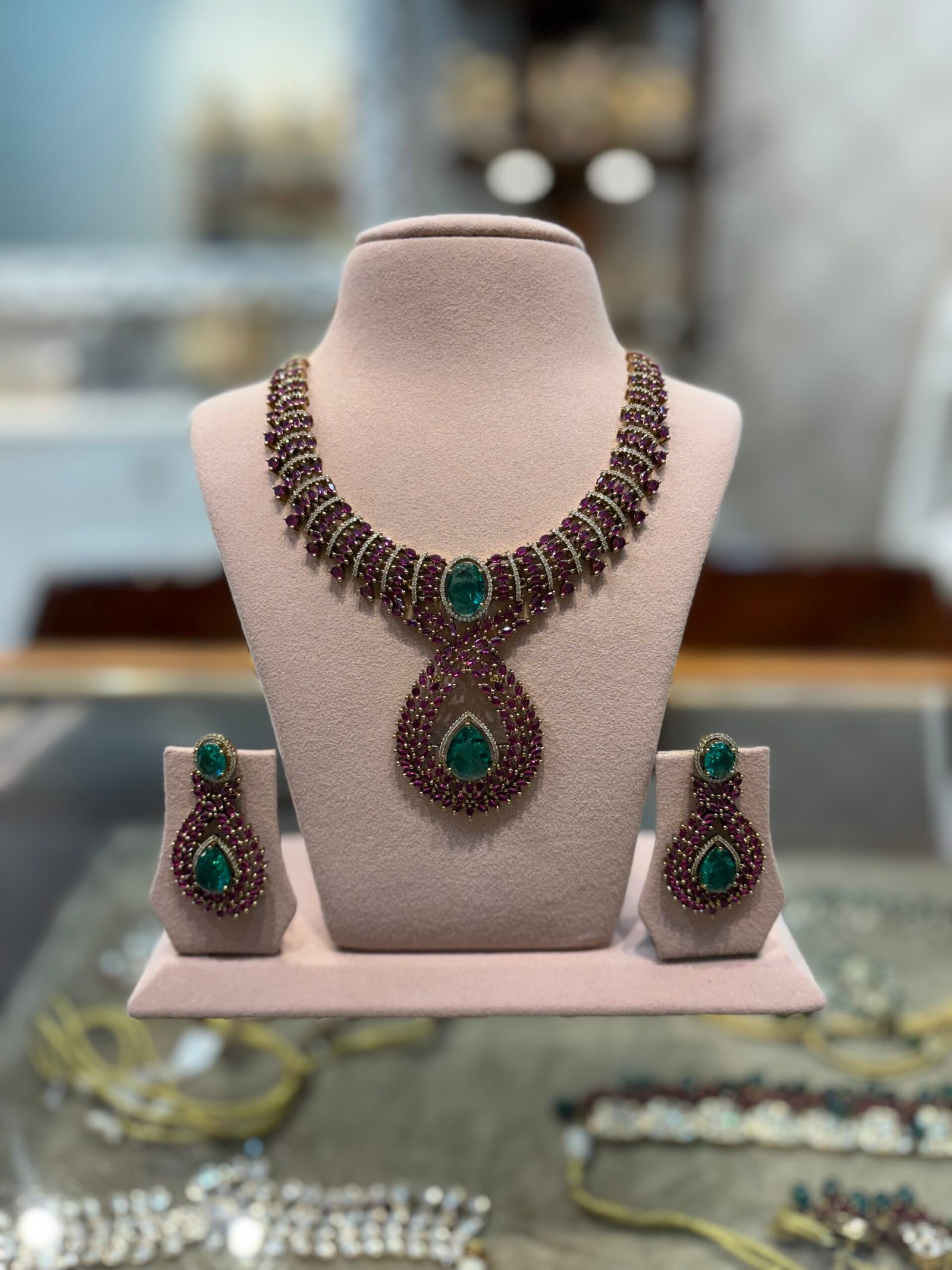 Charvya Polki Necklace Set