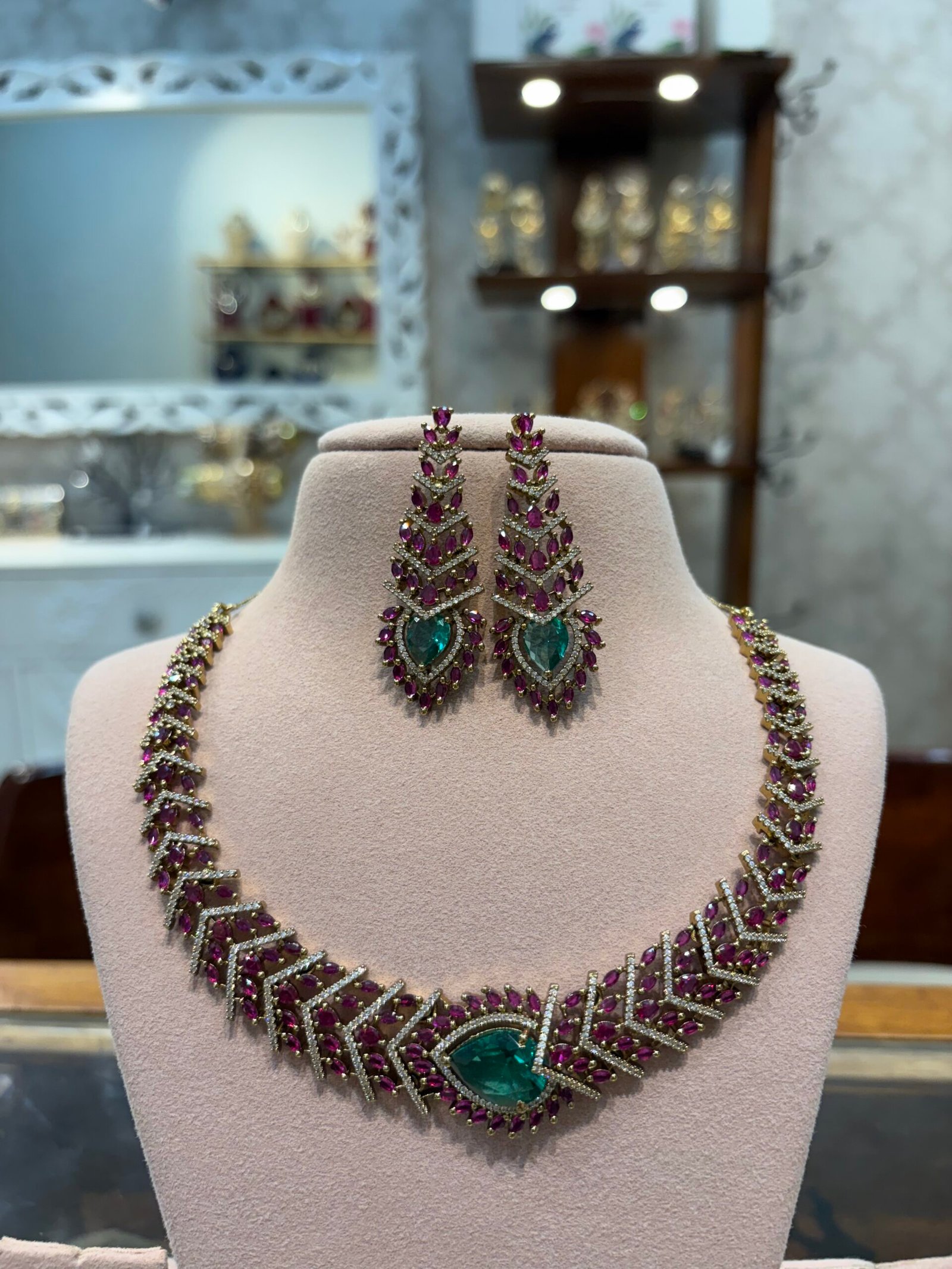 Vaidika Polki Necklace Set