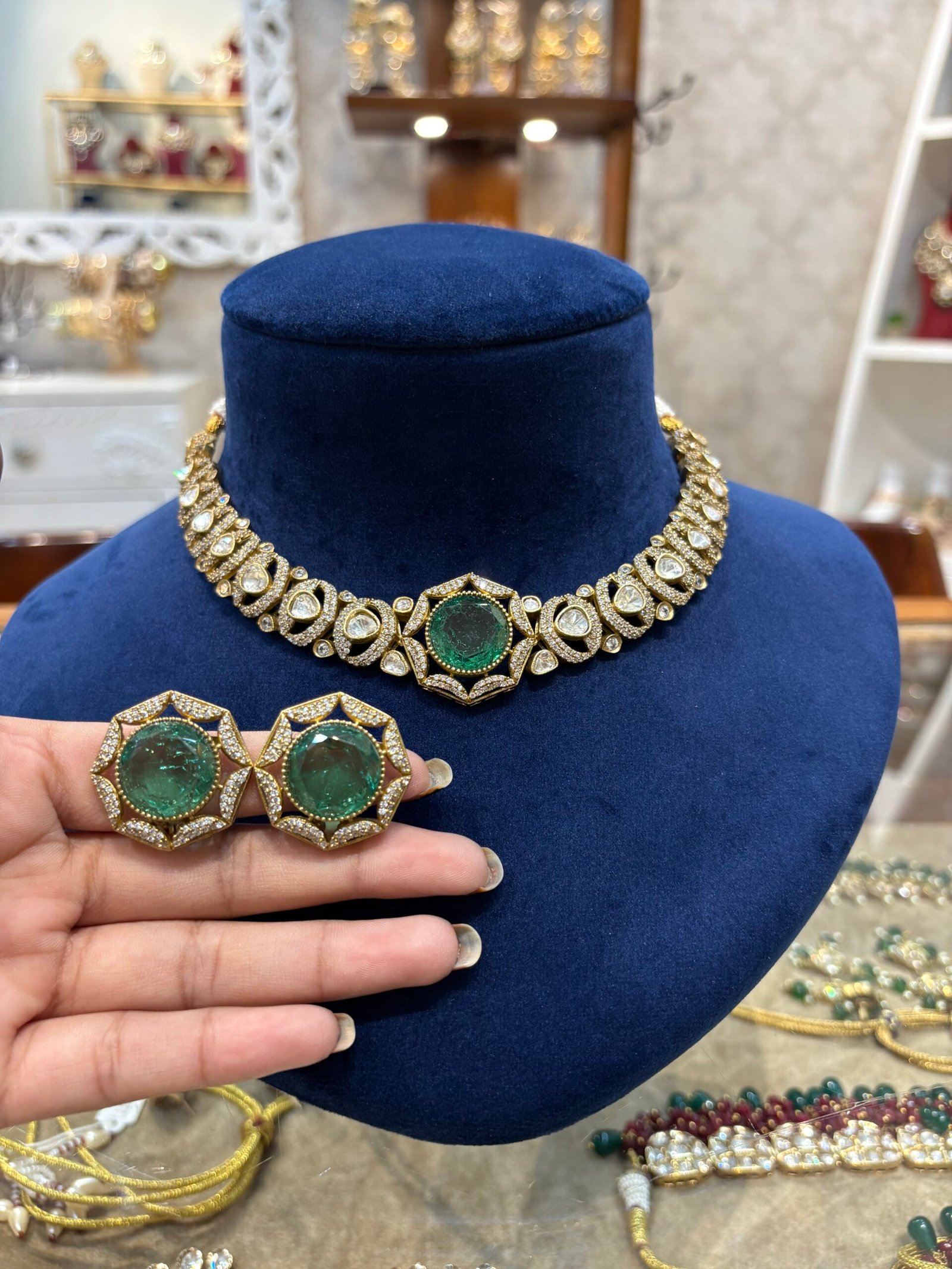 Ishvika Polki necklace set