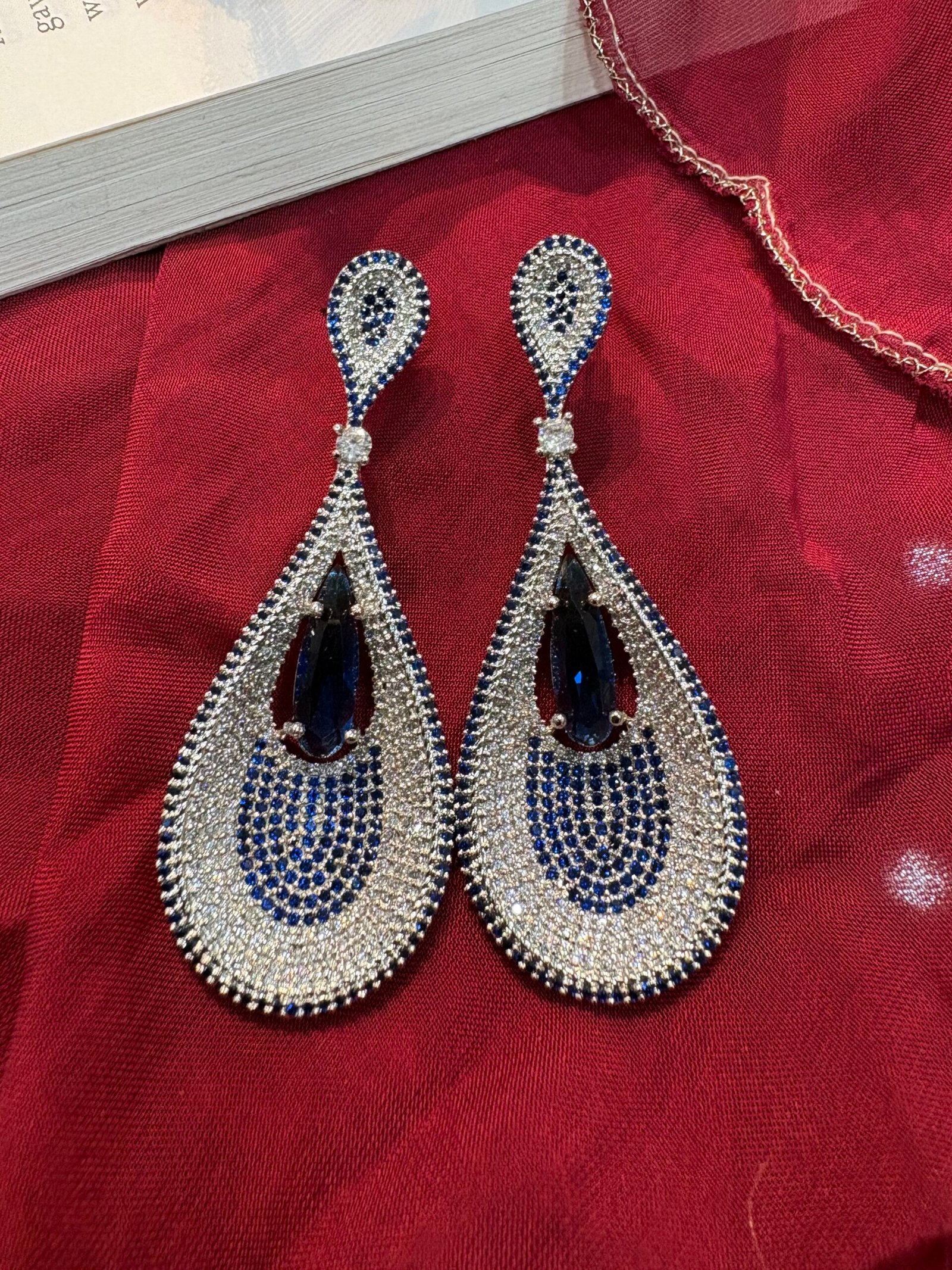 Noemi diamond Earrings