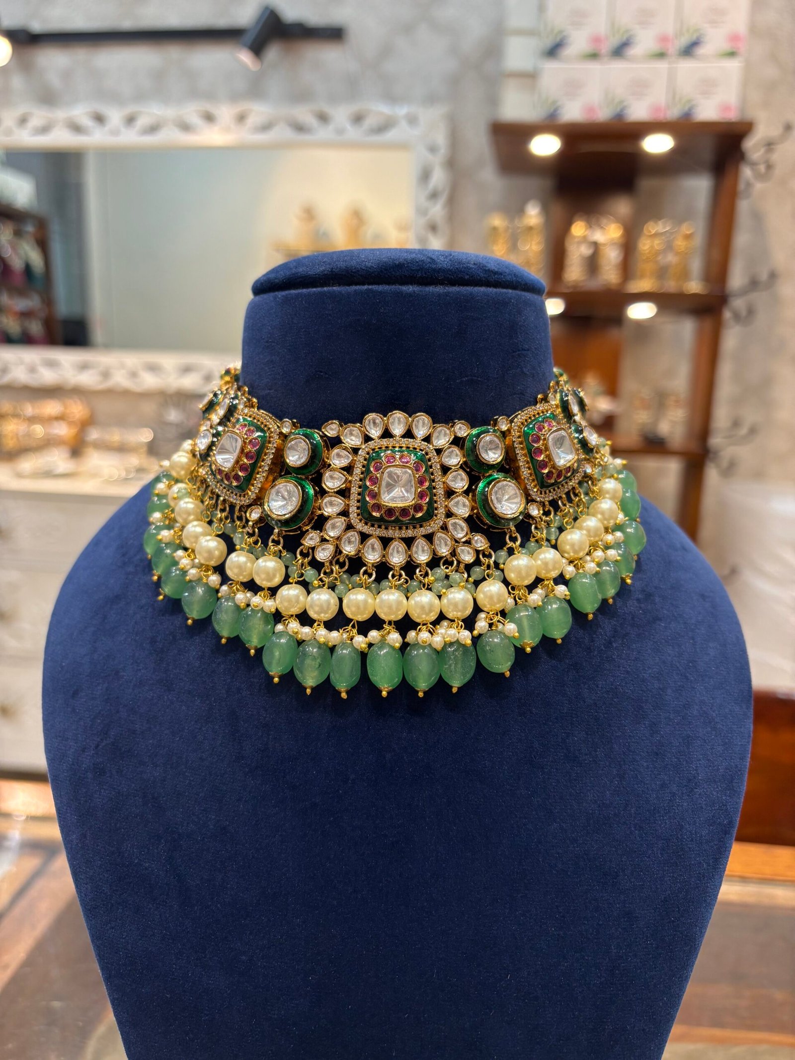 Akarsha Polki Minimal Bridal Choker Set